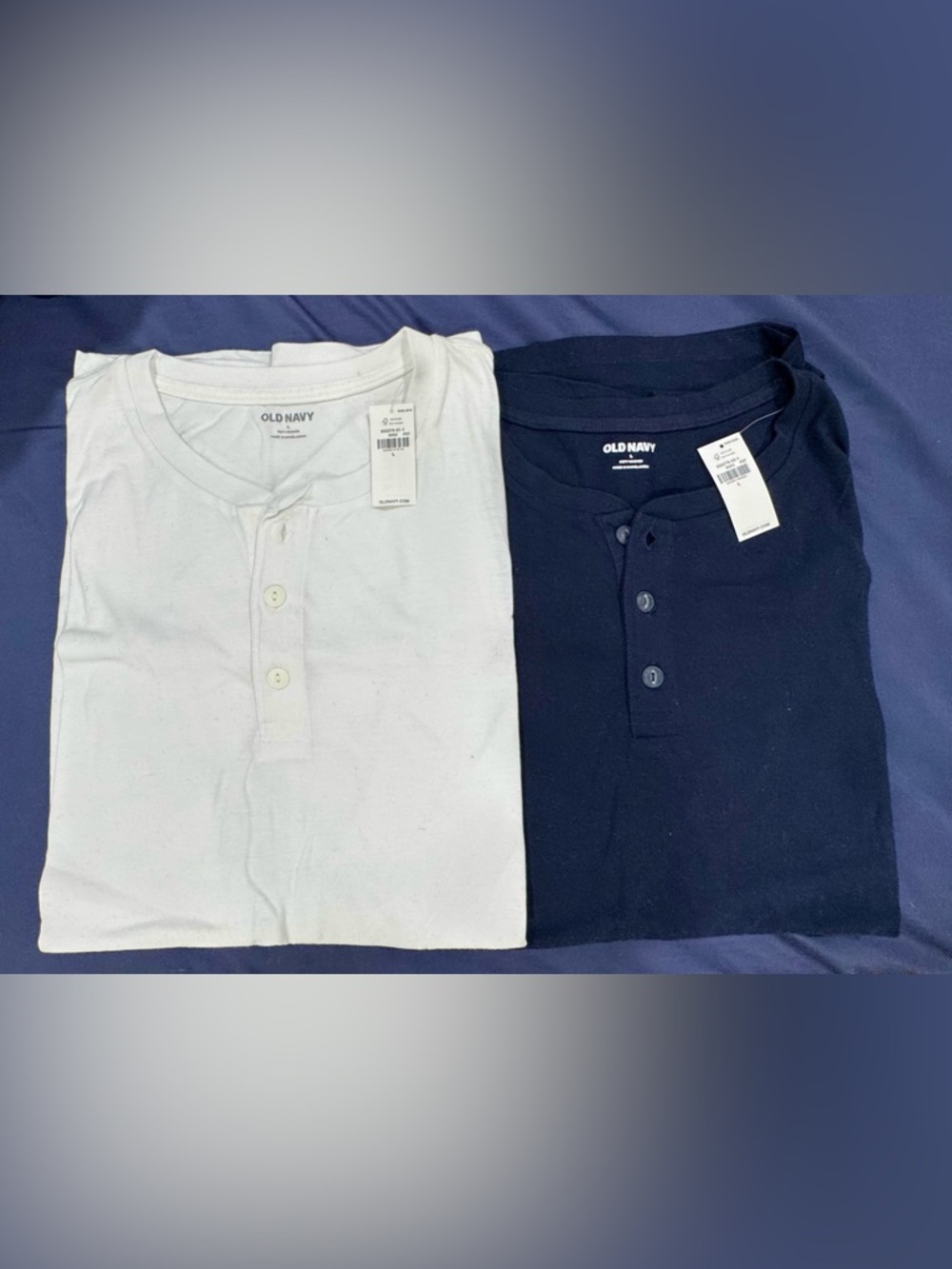 Men’s Old Navy Henley t-shirts Large navy and white